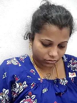 Snapshot of sweetqueen143 chatting on 15, 3, 2026 sweetqueen143 online show from 15, 3, 2026