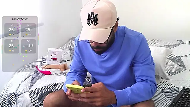 Snapshot of htrebor87 chatting on 18, 3, 2026 htrebor87 online show from 18, 3, 2026