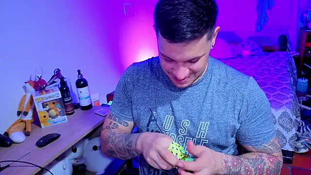 Snapshot of ryden_01 chatting on 1, 10, 2025 ryden 01 online show from 1, 10, 2025