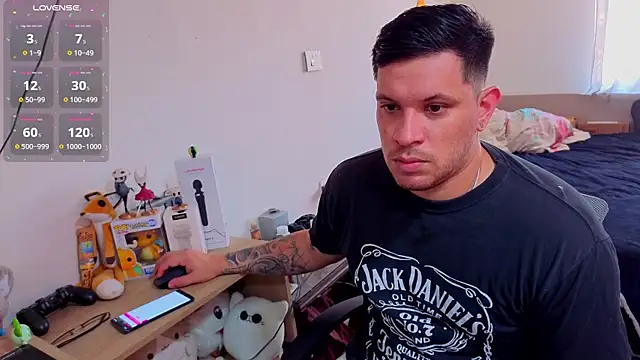 Snapshot of ryden_01 chatting on 14, 11, 2025 ryden 01 online show from 14, 11, 2025