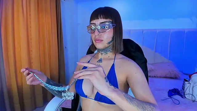 Gyal 8  online show from 22, 10, 2025