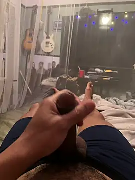 Snapshot of LongJohnSilverBBC chatting on 17, 3, 2026 LongJohnSilverBBC online show from 17, 3, 2026