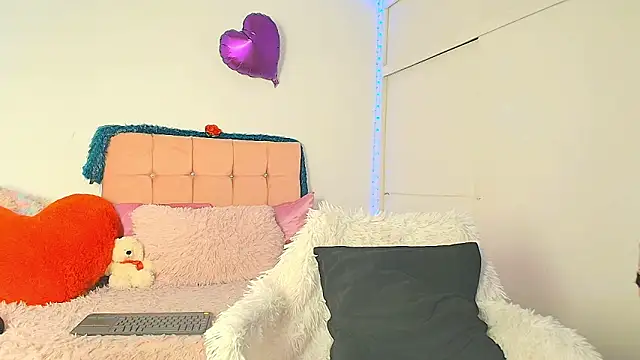 cat nasty online show from 20, 4, 2026