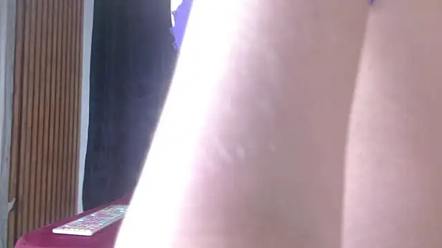 Snapshot of Melii_idalgo chatting on 12, 11, 2025 Melii idalgo online show from 12, 11, 2025