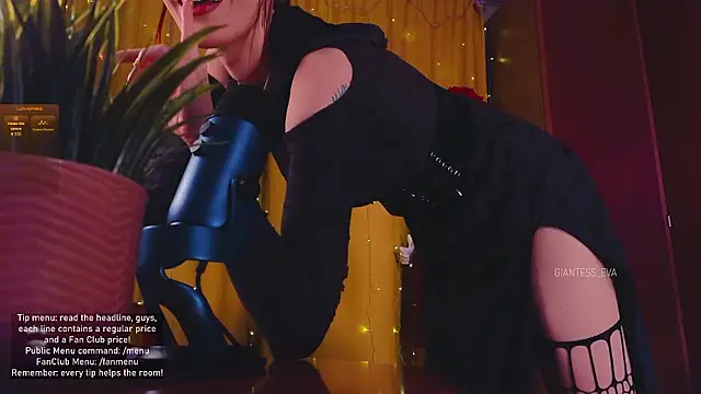 Snapshot of Giantess_Eva chatting on 31, 1, 2026 Giantess Eva online show from 31, 1, 2026