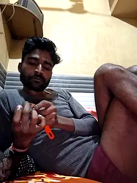 Snapshot of kkshan0923 chatting on 12, 1, 2026 kkshan0923 online show from 12, 1, 2026