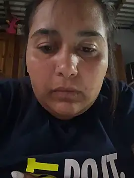 Snapshot of Ayee23-3 chatting on 25, 11, 2025 Ayee23-3 online show from 25, 11, 2025