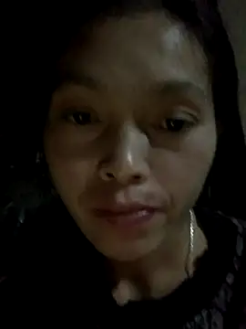 Halyy xx online show from 7, 10, 2025