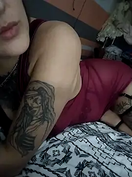 Lilbaby1313 online show from 25, 11, 2025