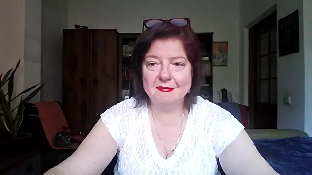 Snapshot of Violet_Pulse chatting on 9, 6, 2026 Violet Pulse online show from 9, 6, 2026