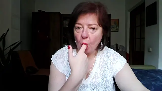 Snapshot of Violet_Pulse chatting on 18, 6, 2026 Violet Pulse online show from 18, 6, 2026