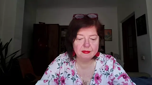 Snapshot of Violet_Pulse chatting on 20, 6, 2026 Violet Pulse online show from 20, 6, 2026