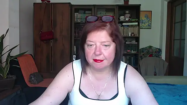 Snapshot of Violet_Pulse chatting on 29, 6, 2026 Violet Pulse online show from 29, 6, 2026