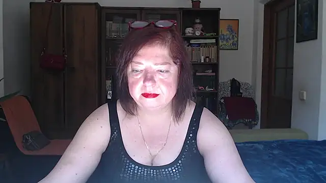 Snapshot of Violet_Pulse chatting on 30, 6, 2026 Violet Pulse online show from 30, 6, 2026
