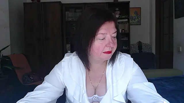 Snapshot of Violet_Pulse chatting on 11, 7, 2026 Violet Pulse online show from 11, 7, 2026