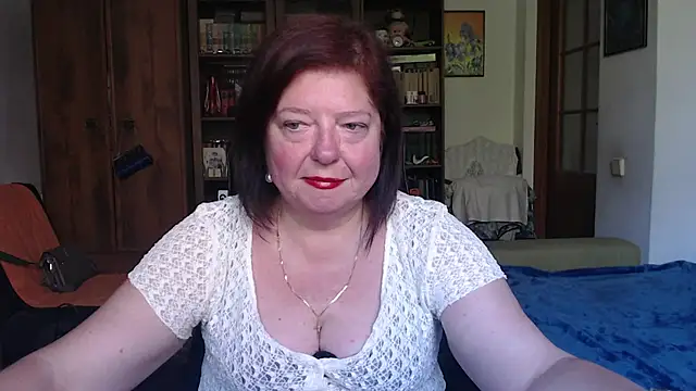 Snapshot of Violet_Pulse chatting on 22, 7, 2026 Violet Pulse online show from 22, 7, 2026