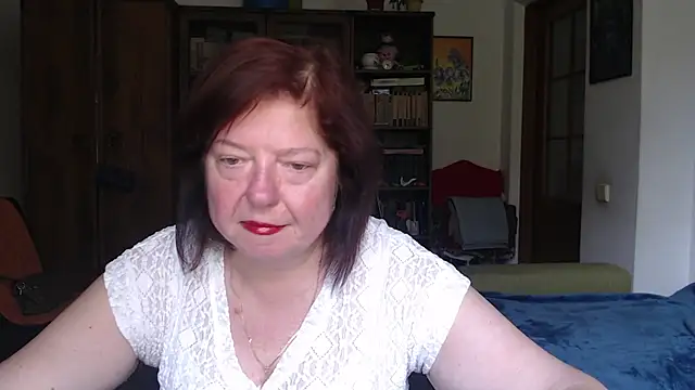 Snapshot of Violet_Pulse chatting on 27, 7, 2026 Violet Pulse online show from 27, 7, 2026