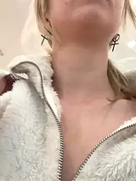 RonnieKiss online show from 22, 9, 2025