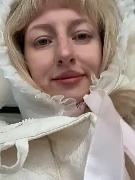 RonnieKiss online show from 6, 10, 2025