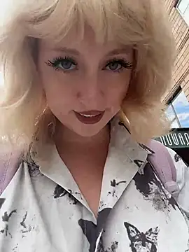 RonnieKiss online show from 25, 7, 2026