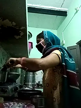 Cute-Charvii online show from 10, 2, 2026