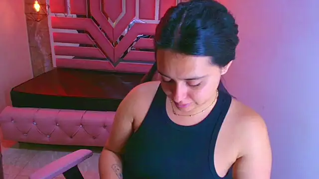 Snapshot of lorem_adams chatting on 14, 11, 2025 lorem adams online show from 14, 11, 2025