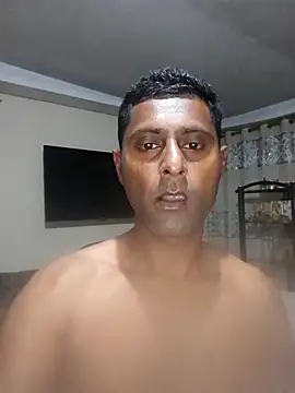 Snapshot of kingVibeX chatting on 24, 9, 2025 kingVibeX online show from 24, 9, 2025