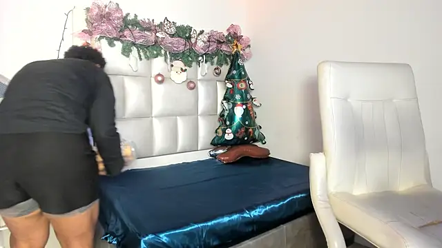 peyton  wat online show from 17, 12, 2025