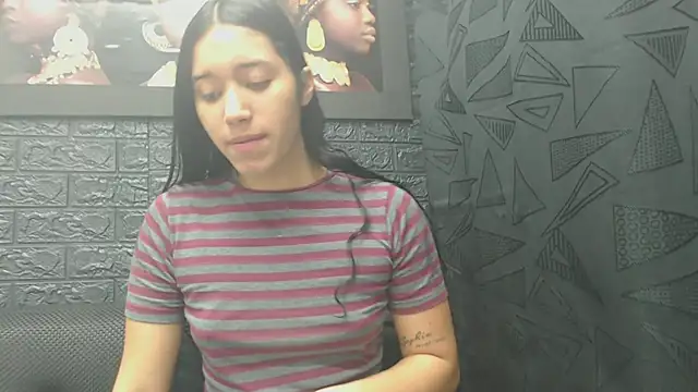 Lil Rose2006 online show from 2, 2, 2026