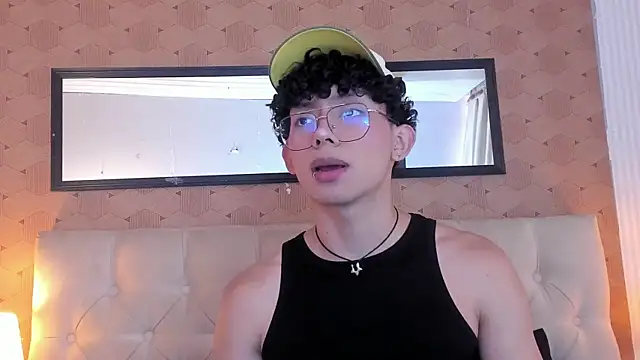 liam twiink online show from 21, 4, 2026