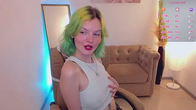 Snapshot of Lika_Sky chatting on 5, 5, 2026 Lika Sky online show from 5, 5, 2026