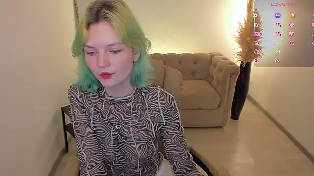 Snapshot of Lika_Sky chatting on 21, 5, 2026 Lika Sky online show from 21, 5, 2026