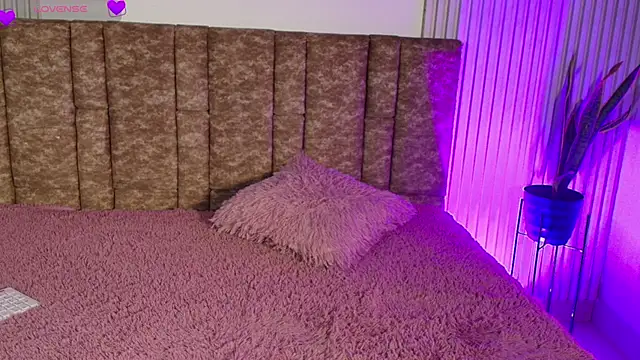 Missdionne curly online show from 27, 2, 2026