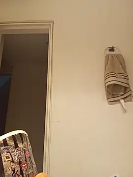 ValeNiitaLuv online show from 21, 12, 2025