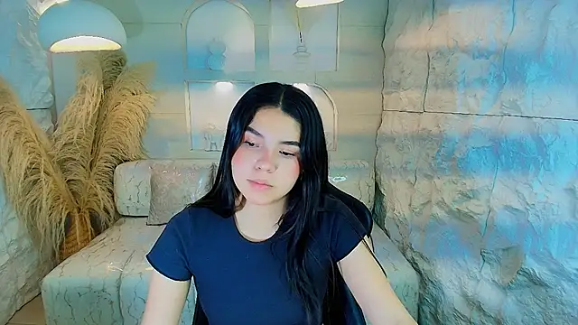 Snapshot of ambarina_r chatting on 27, 11, 2025 ambarina r online show from 27, 11, 2025