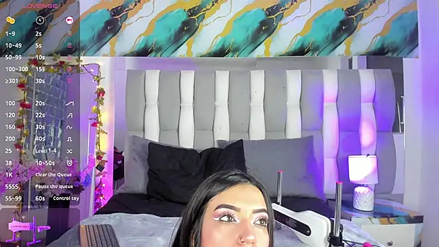 IsaDiiaz online show from 27, 11, 2025