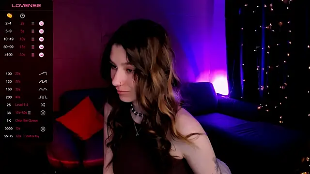 LinaBlossom  online show from 29, 4, 2026