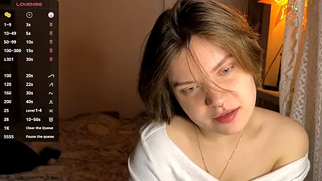 SabrinaFolts online show from 30, 10, 2025