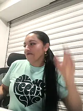 Alisson Stonee online show from 5, 2, 2026