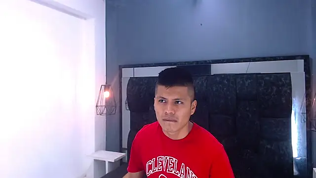 marcus hans  online show from 3, 11, 2025