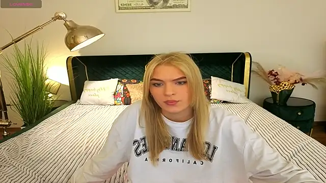 AlinaLiii online show from 30, 4, 2026