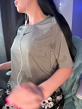 MaciiMayy online show from 9, 5, 2026