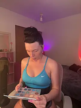 MaciiMayy online show from 23, 7, 2026