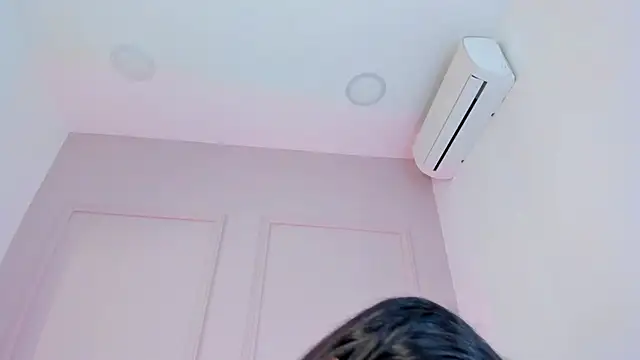 miia blaze online show from 24, 10, 2025