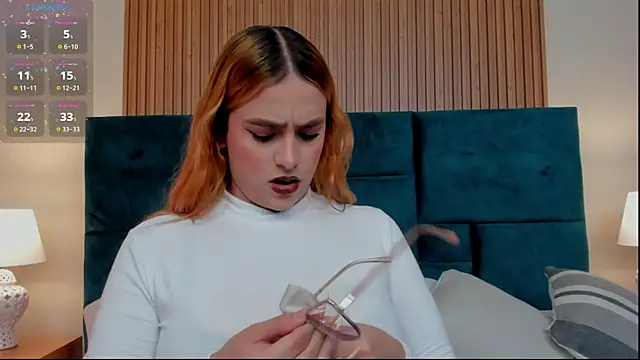 Amber kiss  online show from 21, 4, 2026