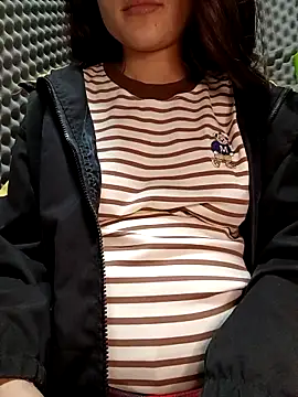 Snapshot of Pipi23_ chatting on 19, 11, 2025 Pipi23 online show from 19, 11, 2025