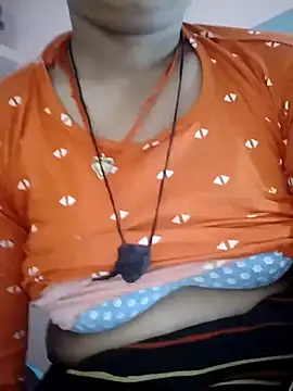 Snapshot of Soniya4357 chatting on 27, 11, 2025 Soniya4357 online show from 27, 11, 2025