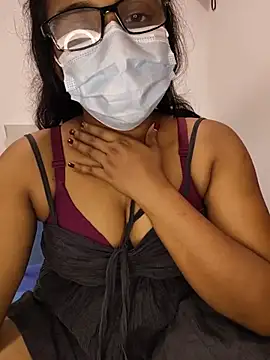Snapshot of sexybolegirl chatting on 23, 7, 2026 sexybolegirl online show from 23, 7, 2026