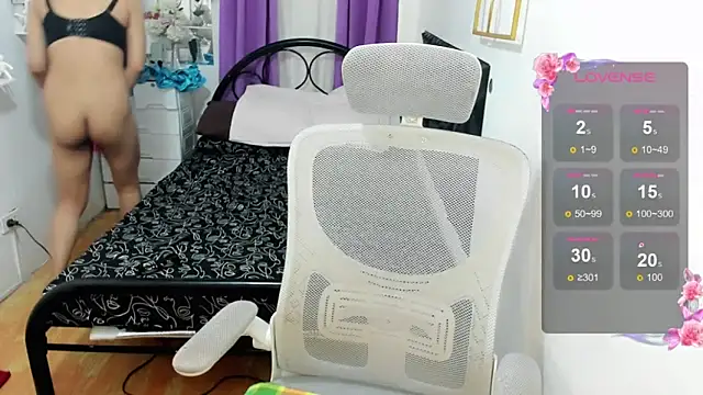 Lovely naughtyLeii online show from 2, 2, 2026