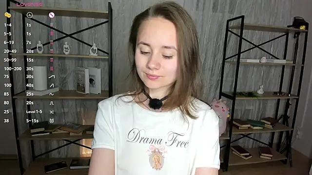 Snapshot of Crysta1Eva_ chatting on 6, 6, 2026 Crysta1Eva online show from 6, 6, 2026